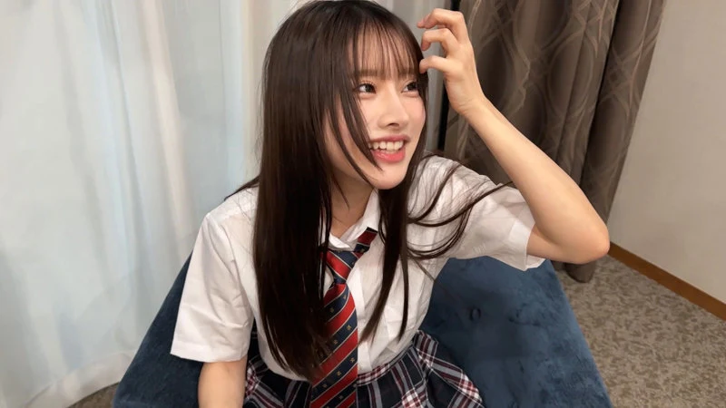 星空めい | 衝撃の素人を着こなす制服美女 サンプル画像-1
