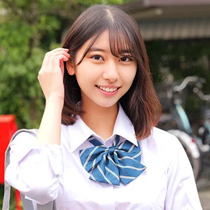 片寄しゅうか | 新たな物語！制服美女と描く女子校生 場面カット(skho135)-表紙